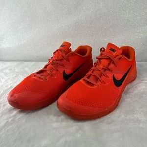 Hyper crimson Nike Metcon 4 size 13 men